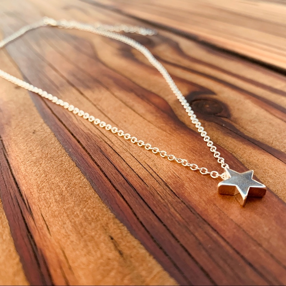 SILVER ★ Single STAR Necklace GIFT - Picture 4 of 5